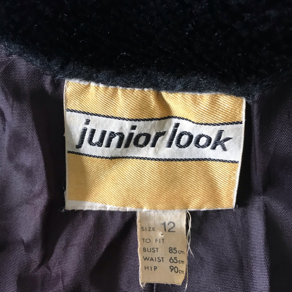 Fabulous Vintage Faux Fur Coat - Picture 6 of 11